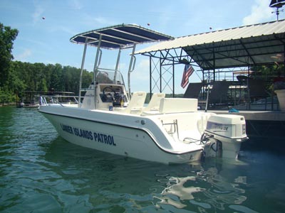 patrol boat with t-top