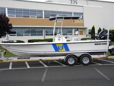 patrol boat with t-top