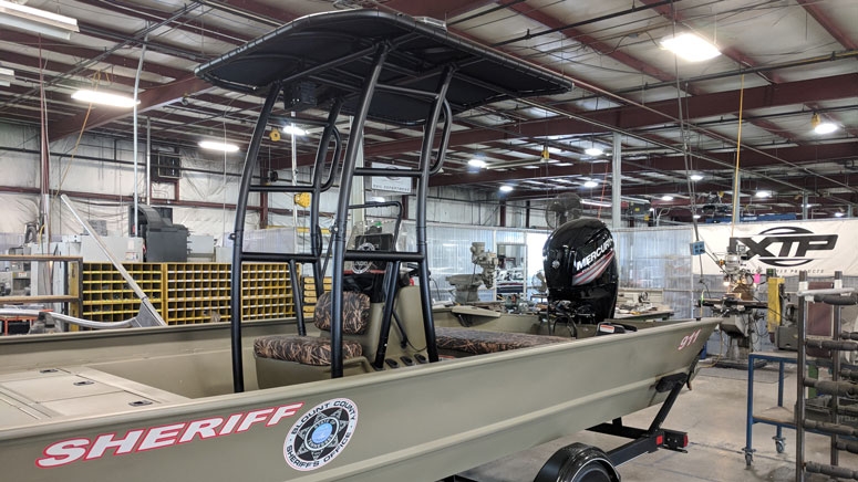 fishmaster powder coating t-top on sheriff boat